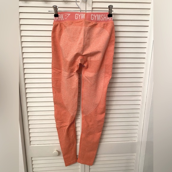 Gymshark pink leggings - Picture 2 of 3